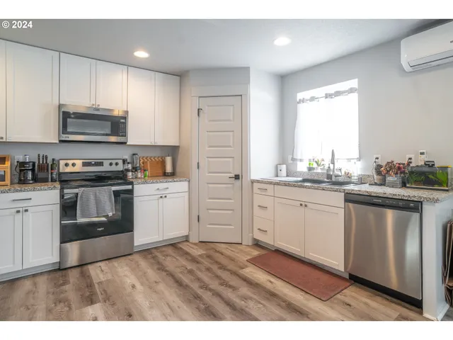 $599,000 | 213 Oak Street, Winlock, WA 98596