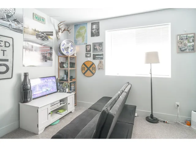 $599,000 | 213 Oak Street, Winlock, WA 98596