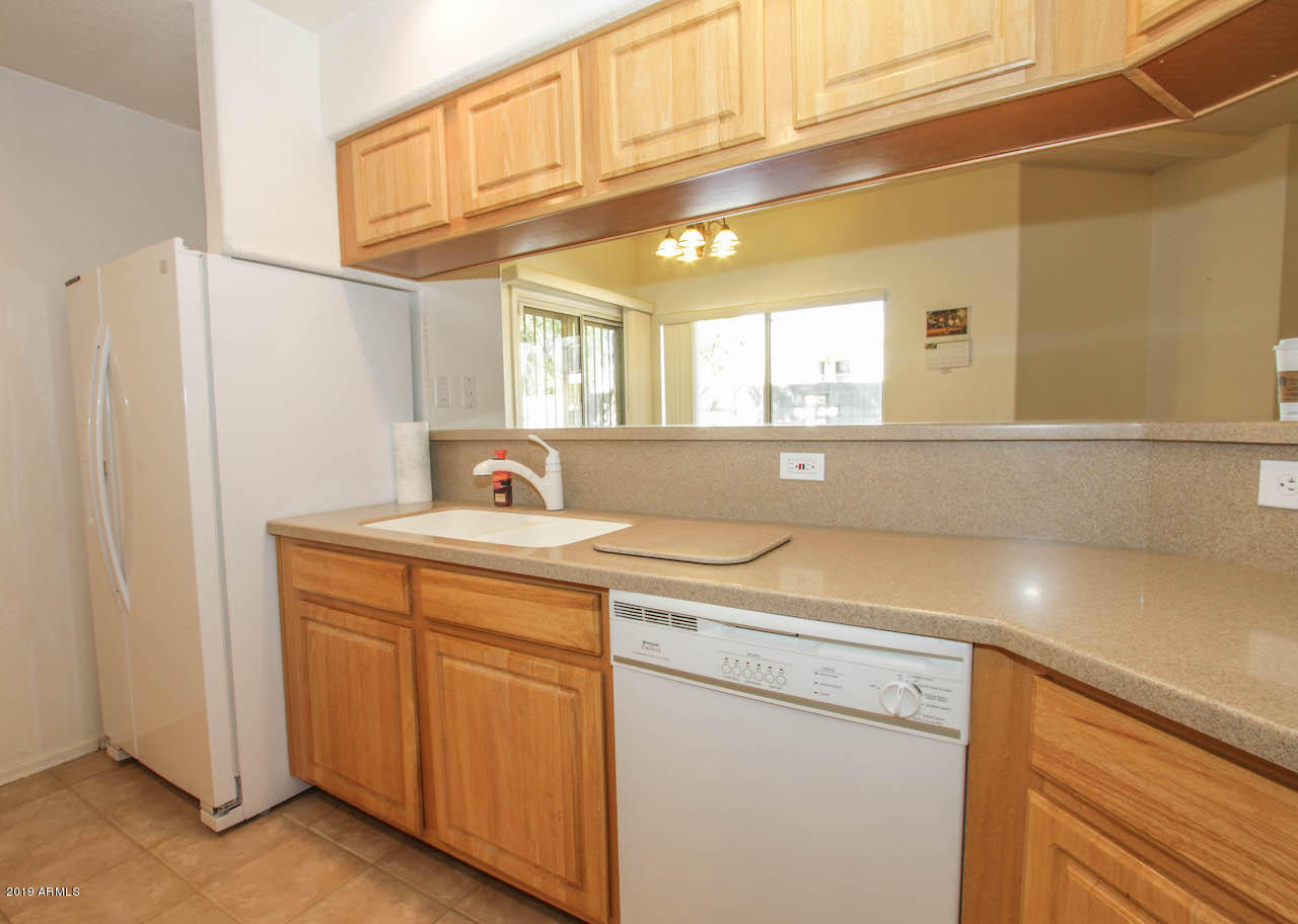7101 West Beardsley Road, Unit 741 Glendale, AZ 85308 - Photo 8 of 25 7101 W Beardsley Rd-8