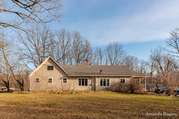 $399,900 | 14047 4 Mile Road Northeast, Lowell, MI 49331