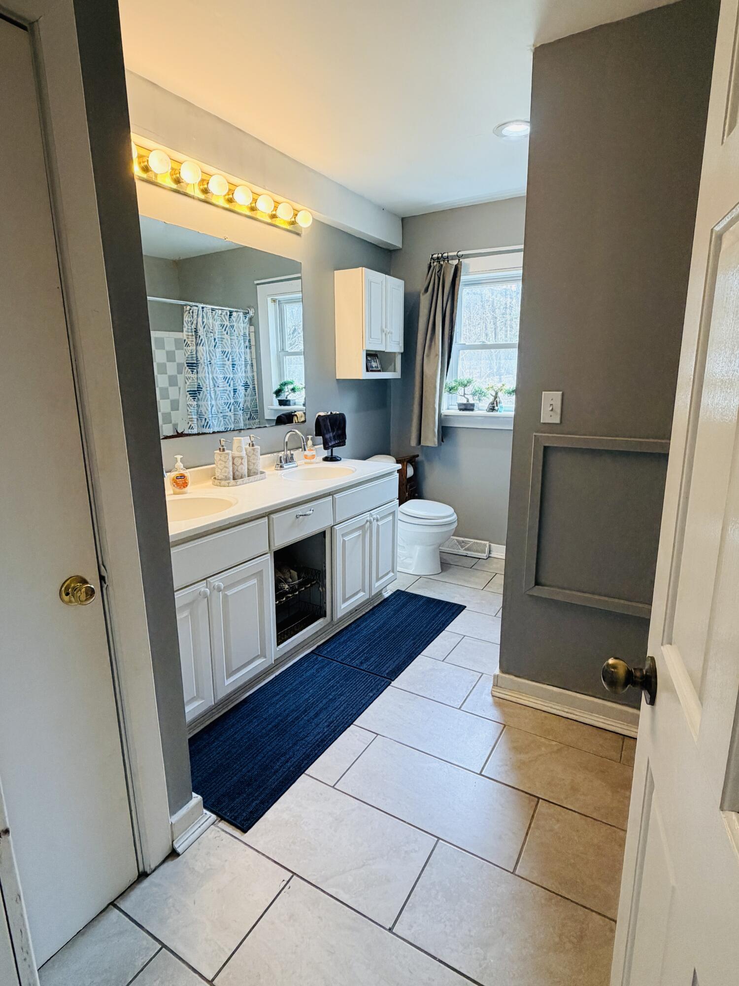 14047 4 Mile Road Northeast Lowell, MI 49331 - Photo 12 of 26 IMG_3019