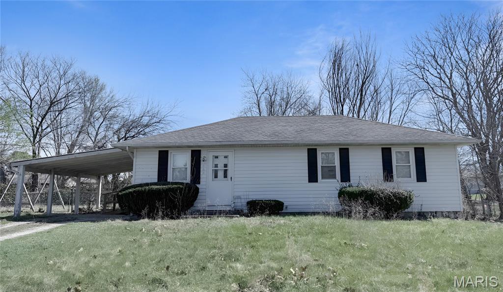 543 Frontier Lane Bourbon, MO 65441 - Photo 2 of 14