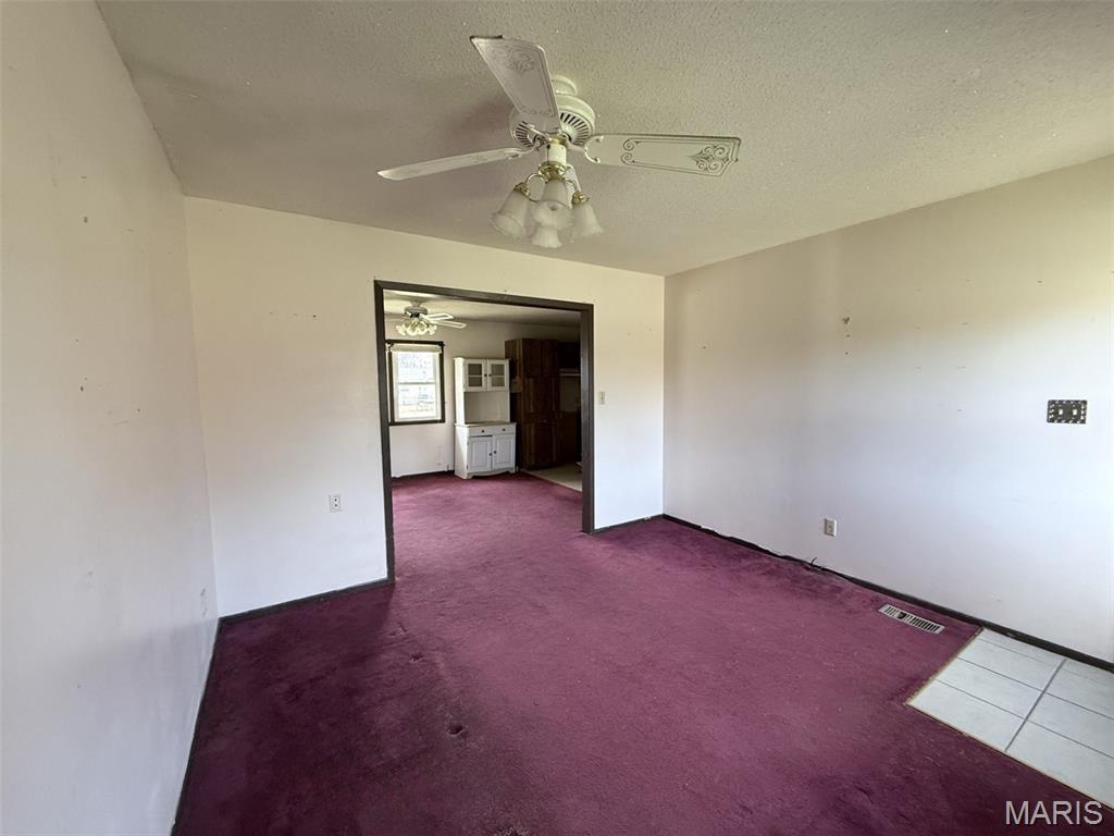 543 Frontier Lane Bourbon, MO 65441 - Photo 5 of 14