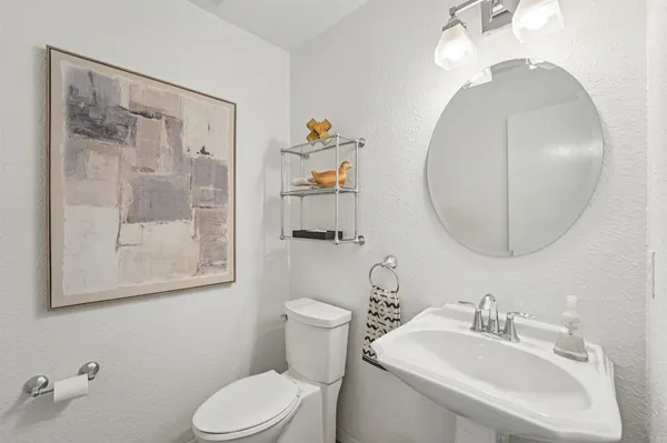 $599,900 | 12808 Dakota Lane, Austin, TX 78729