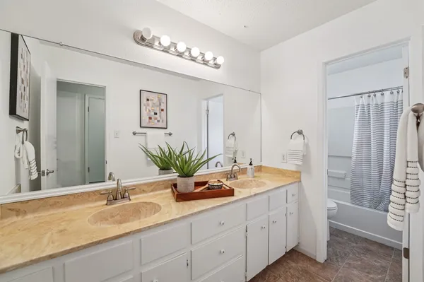 $599,900 | 12808 Dakota Lane, Austin, TX 78729