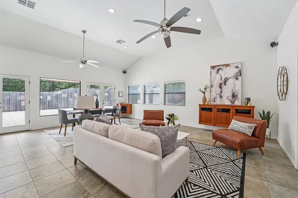 $599,900 | 12808 Dakota Lane, Austin, TX 78729