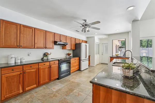 $599,900 | 12808 Dakota Lane, Austin, TX 78729