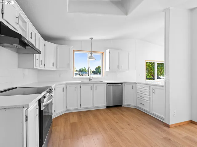 $124,900 | 8300 Northeast Quatama Street, Unit 76, Hillsboro, OR 97006