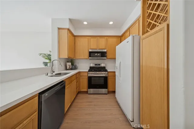 $799,900 | 8460 East Tioga Way, Anaheim Hills, CA 92808