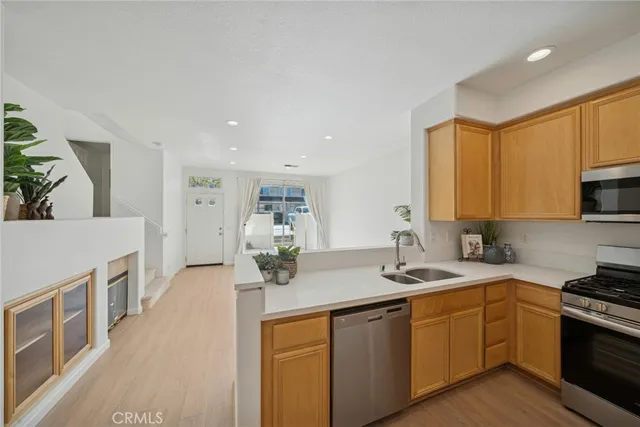 $799,900 | 8460 East Tioga Way, Anaheim Hills, CA 92808