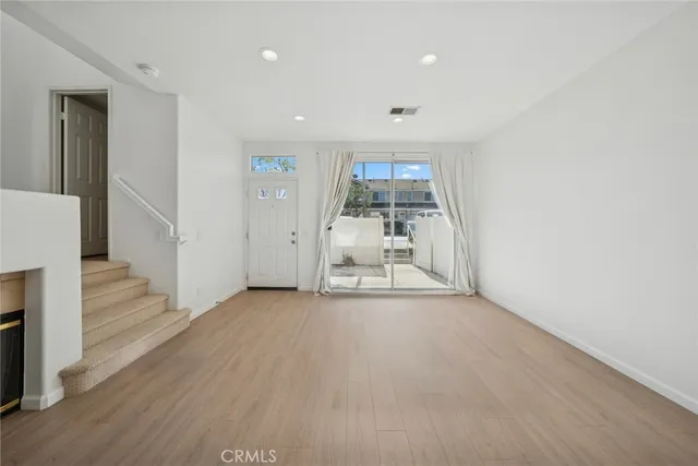 $799,900 | 8460 East Tioga Way, Anaheim Hills, CA 92808