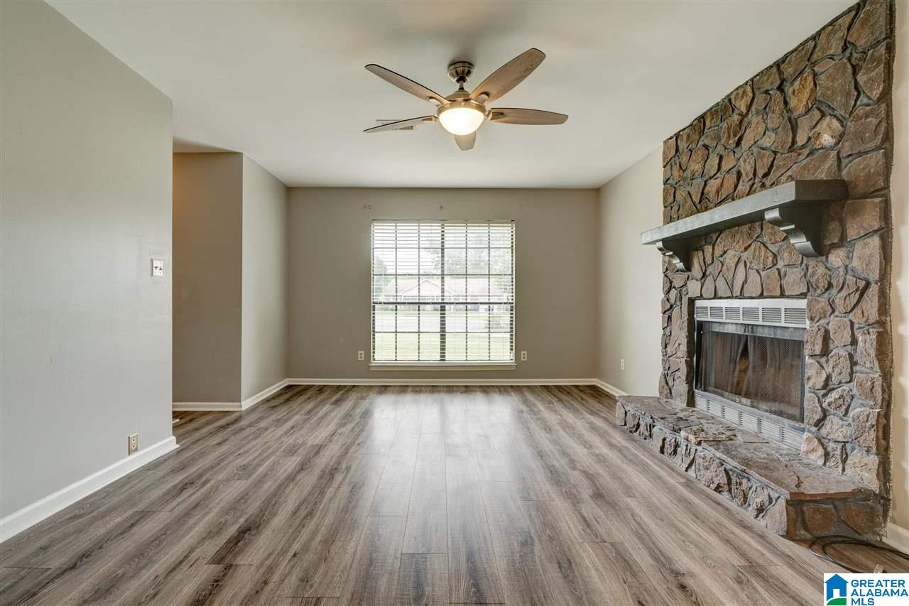 148 Bluegrass Drive Alabaster, AL 35007 - Photo 7 of 34