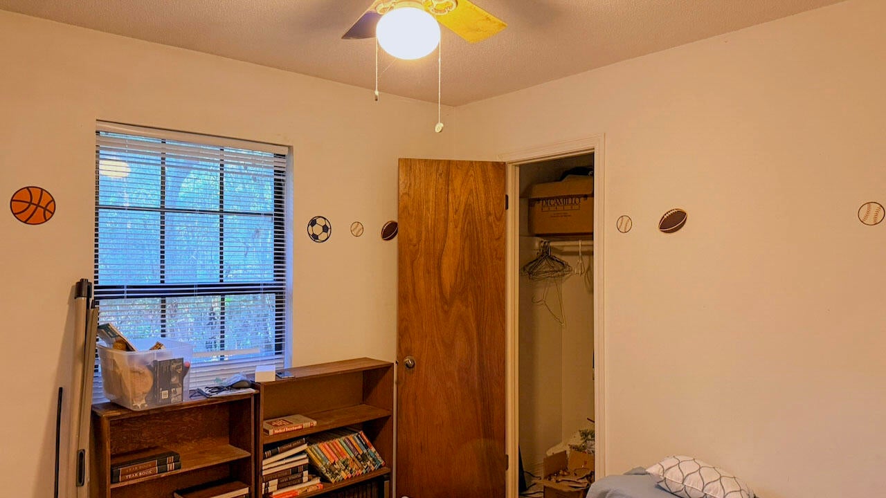 1017 Pinetree Road Mary Esther, FL 32569 - Photo 22 of 36 Gallery Image 22