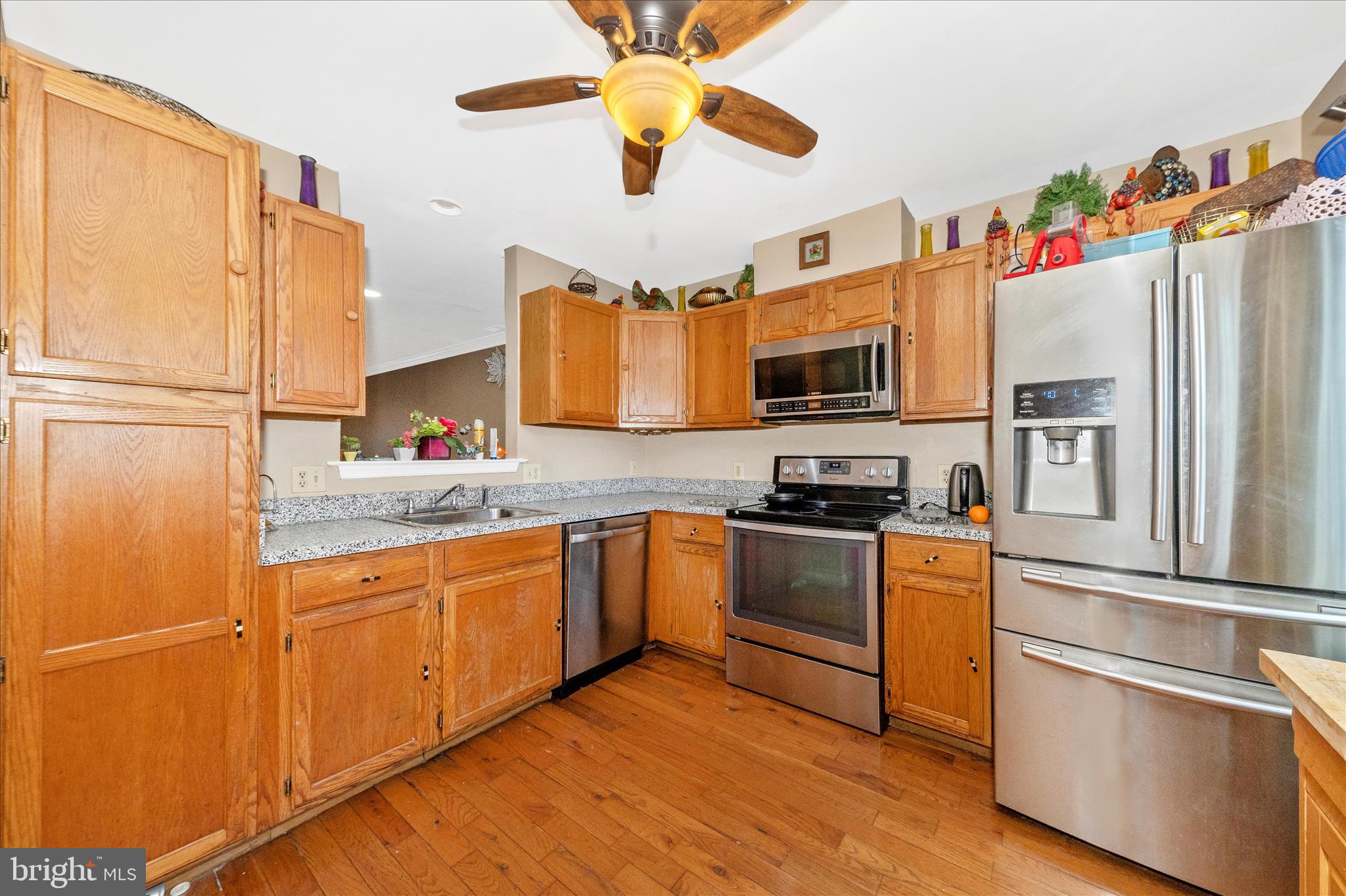 817 Jubal Way Frederick, MD 21701 - Photo 4 of 43 Kitchen