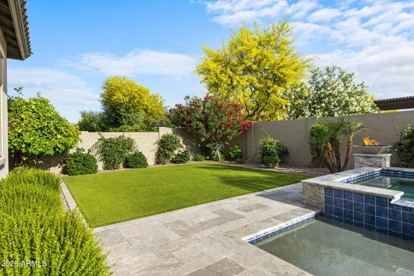 $1,600,000 | 2537 East Turnberry Drive, Gilbert, AZ 85298