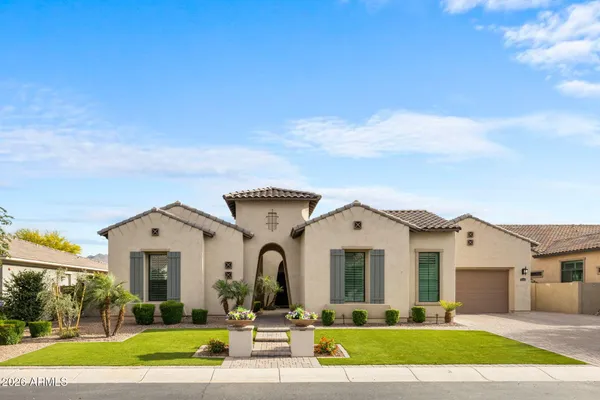 $1,600,000 | 2537 East Turnberry Drive, Gilbert, AZ 85298