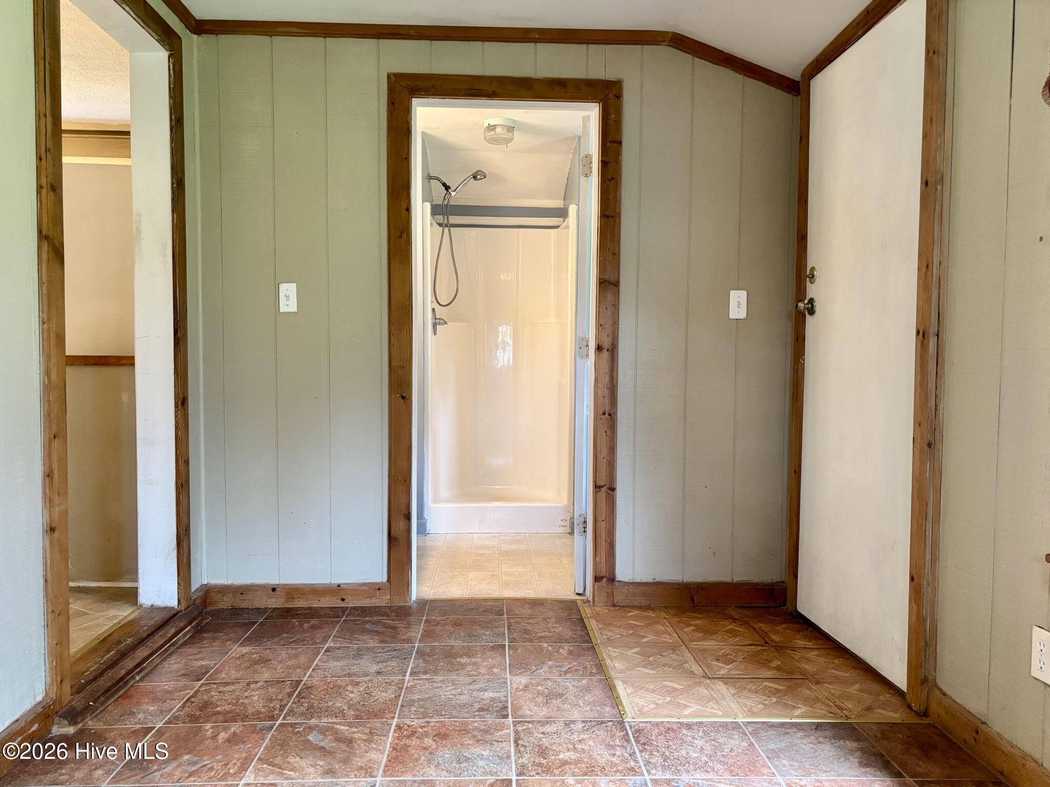 580 Gillikin Road Beaufort, NC 28516 - Photo 31 of 43 Flex Room and Back Door Entry