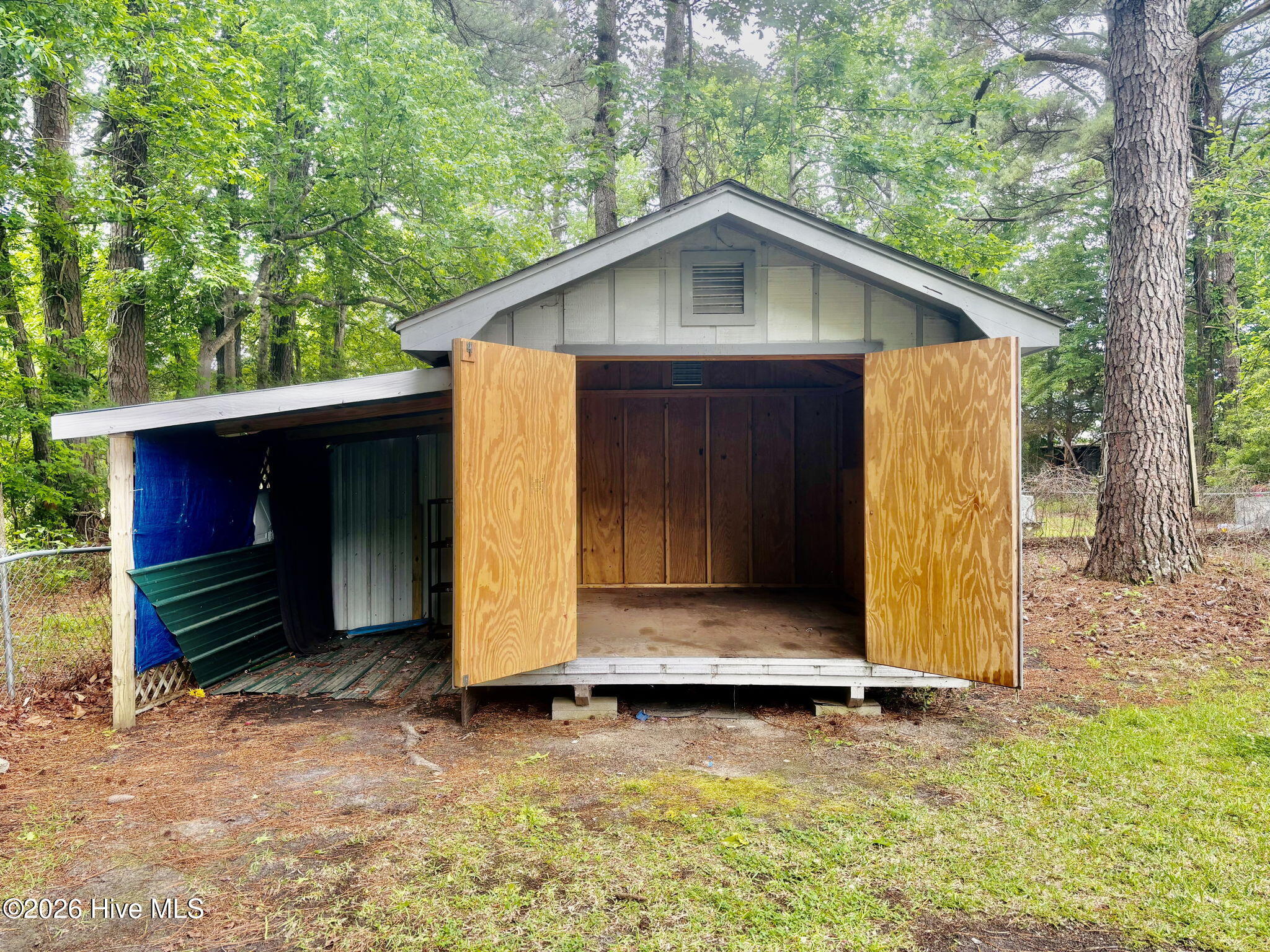 580 Gillikin Road Beaufort, NC 28516 - Photo 10 of 43 Covered Storage