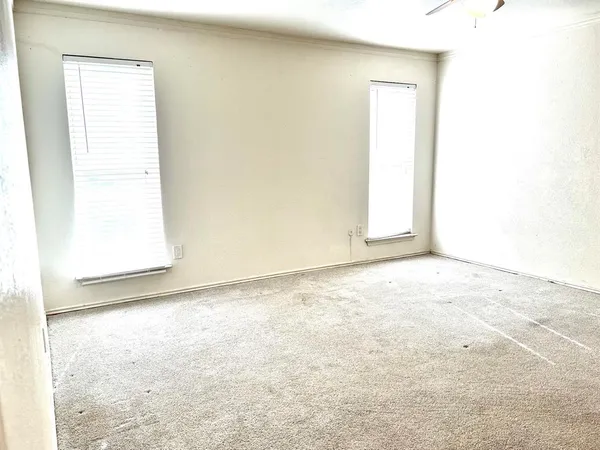 $1,800 | 6704 Spoonwood Lane, Fort Worth, TX 76137