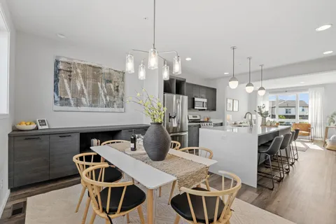 $435,000 | 16158 Eagleview Drive, Lakeville, MN 55044