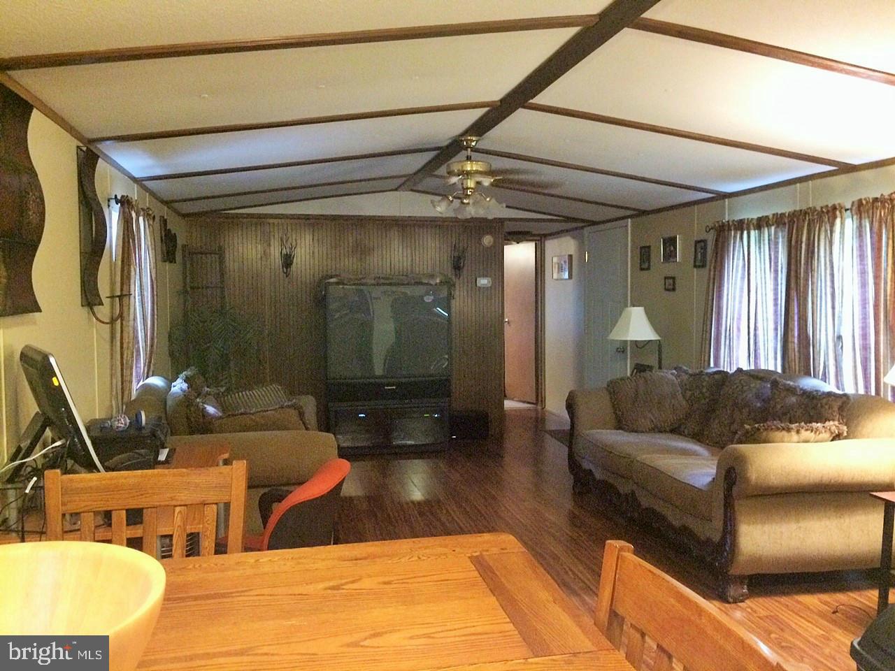 1133 Green Ridge Road Orrtanna, PA 17353 - Photo 13 of 15 Living Room