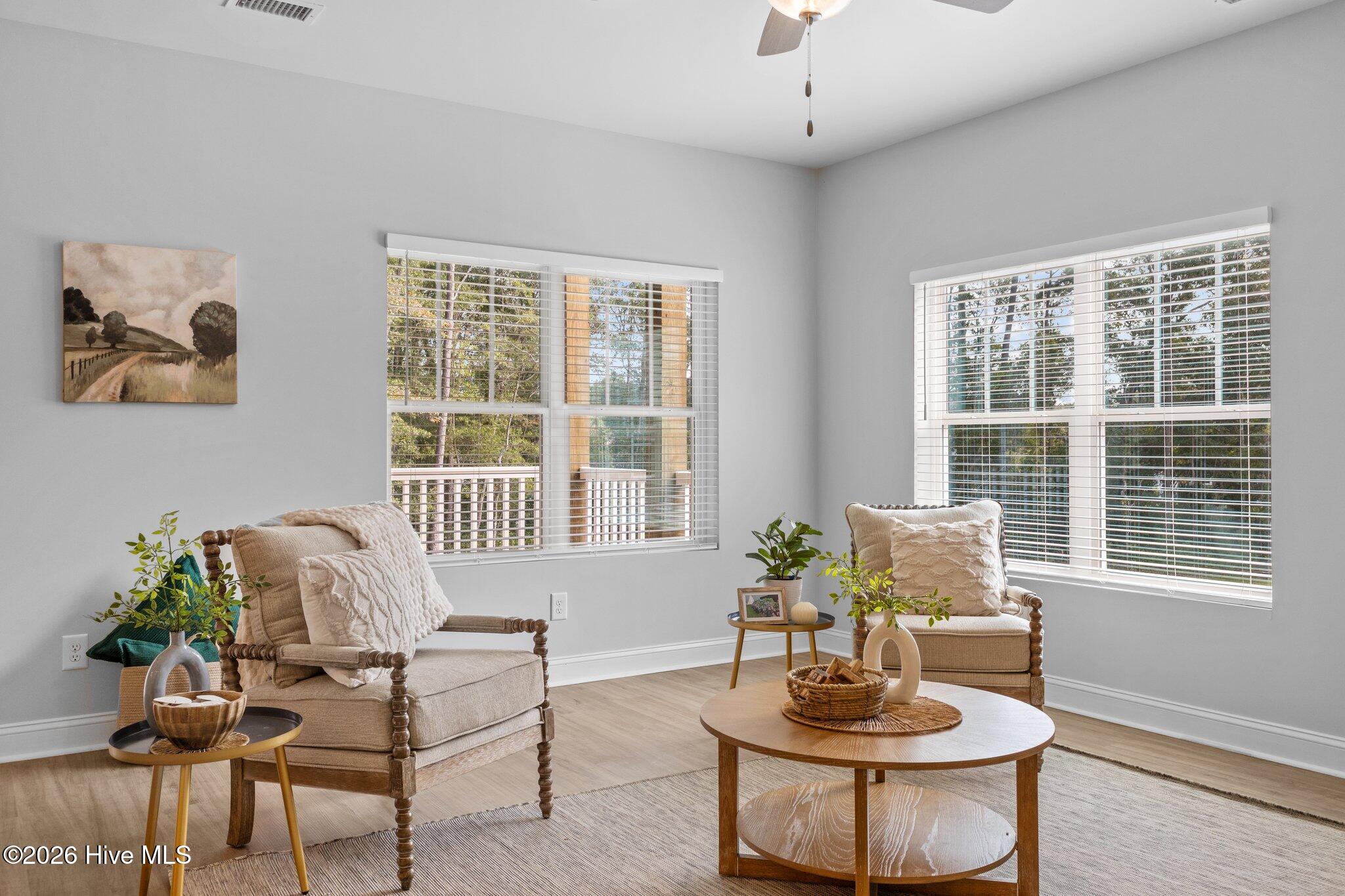400 Lighthouse Lane, Unit B2 Cedar Point, NC 28584 - Photo 15 of 34 Living Room