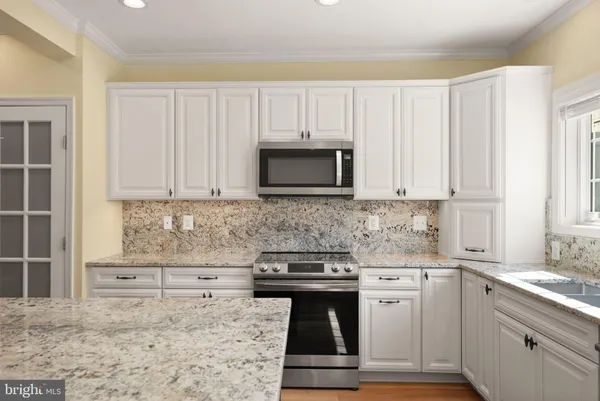 $1,350,000 | 9959 Summerwood Drive, Manassas, VA 20111