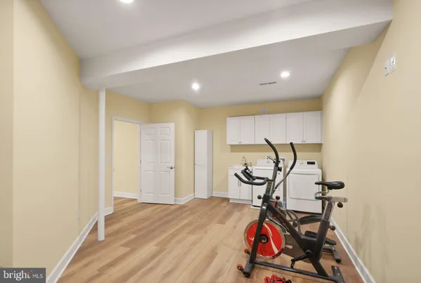 $1,350,000 | 9959 Summerwood Drive, Manassas, VA 20111