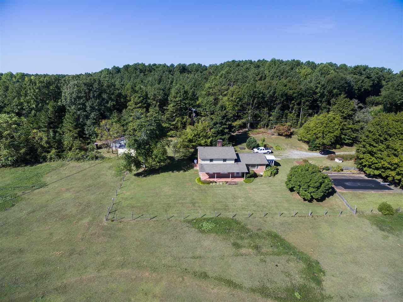 1651 Miller Farm Road Inman, SC 29349 - Photo 3 of 34