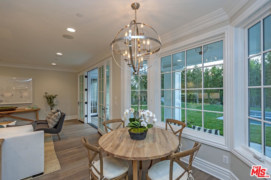 2921 Cavendish Drive Los Angeles, CA 90064 - Photo 15 of 53