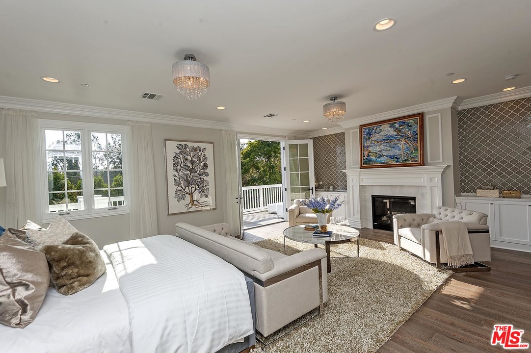 2921 Cavendish Drive Los Angeles, CA 90064 - Photo 27 of 53