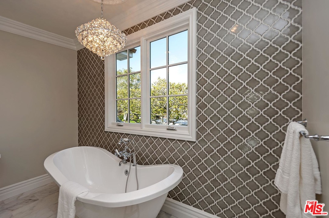 2921 Cavendish Drive Los Angeles, CA 90064 - Photo 30 of 53