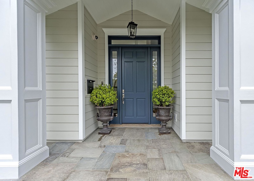 2921 Cavendish Drive Los Angeles, CA 90064 - Photo 4 of 53