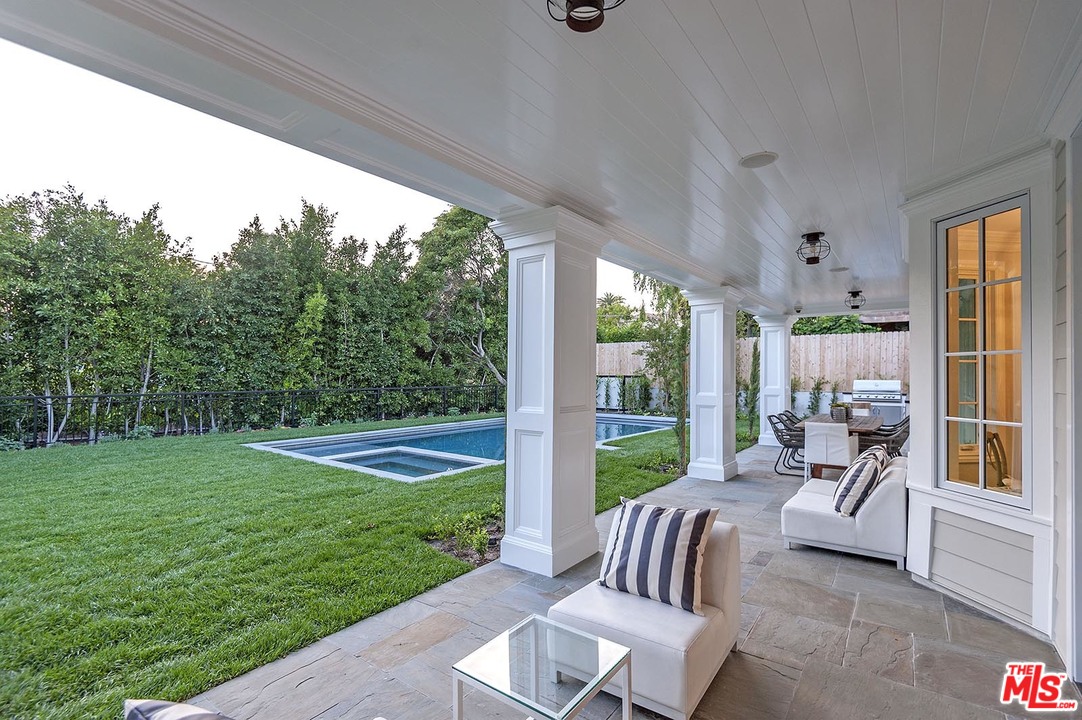 2921 Cavendish Drive Los Angeles, CA 90064 - Photo 44 of 53