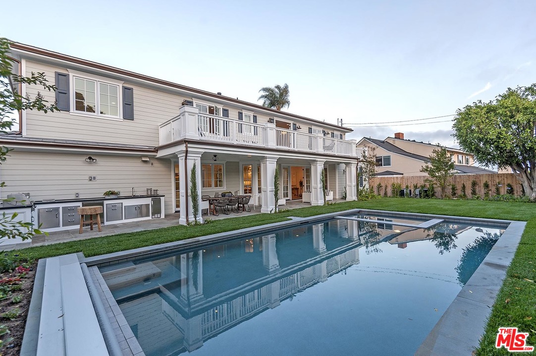 2921 Cavendish Drive Los Angeles, CA 90064 - Photo 46 of 53