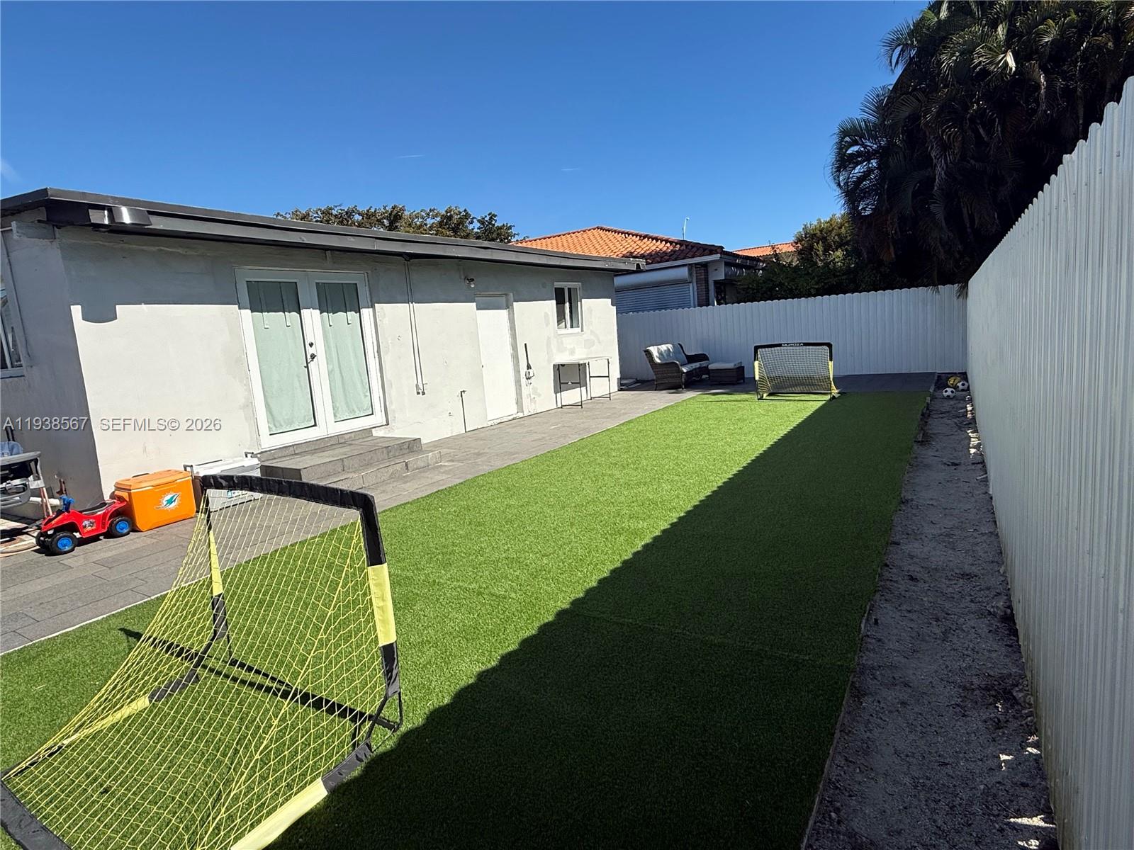 4230 Southwest 5th Street Miami, FL 33134 - Photo 25 of 33