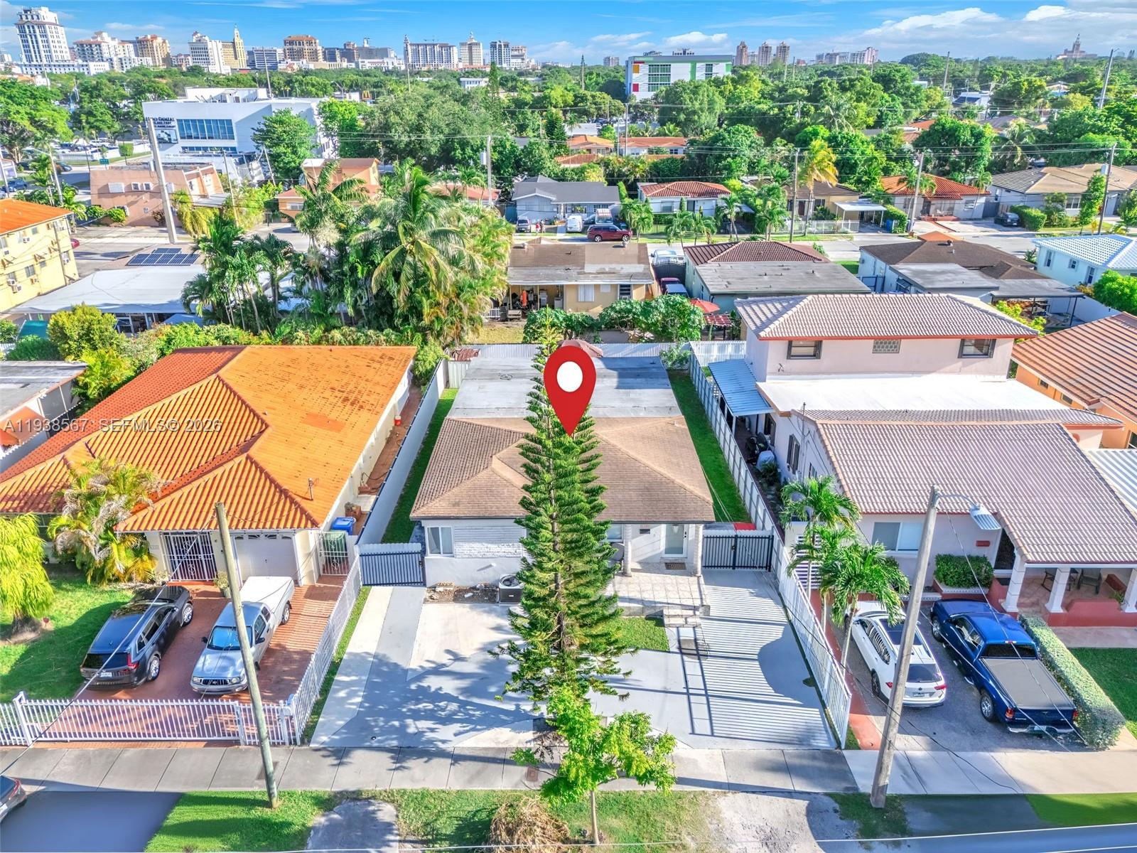 4230 Southwest 5th Street Miami, FL 33134 - Photo 29 of 33