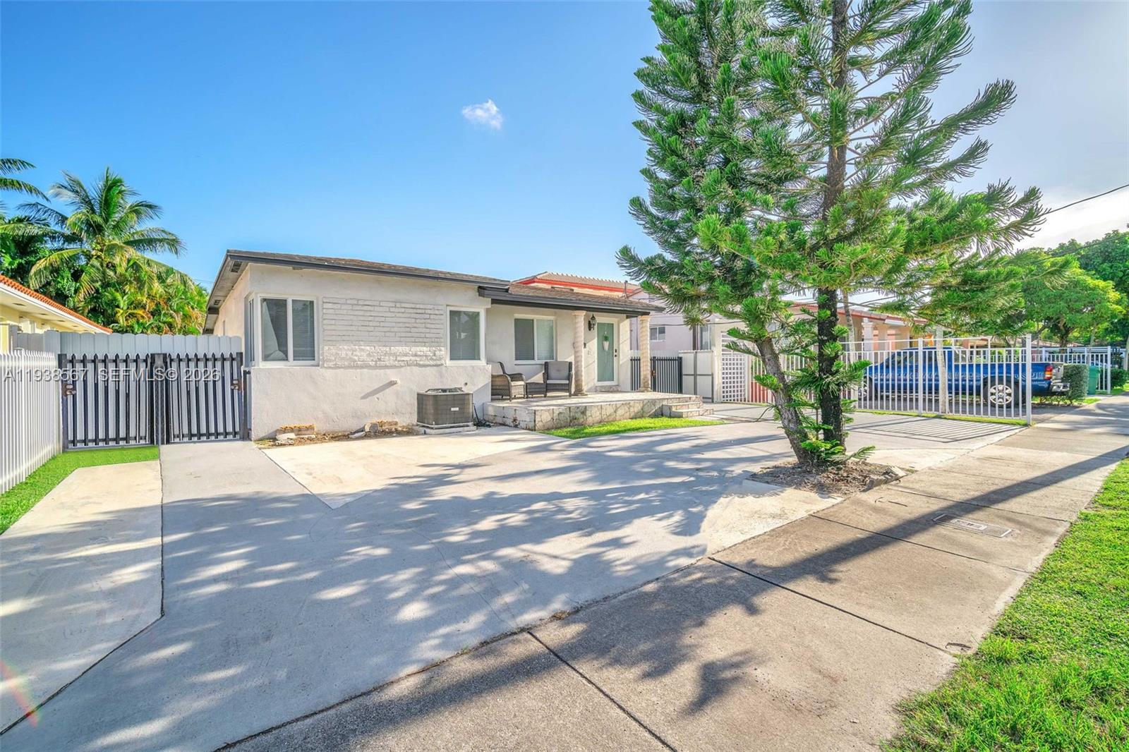 4230 Southwest 5th Street Miami, FL 33134 - Photo 3 of 33