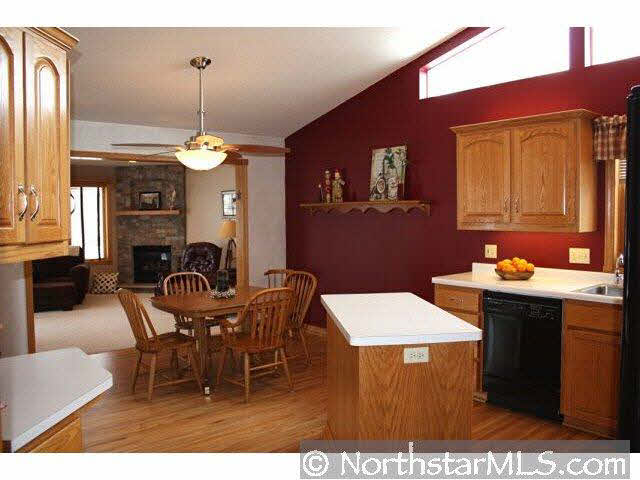 6330 South Pointe Drive Southwest Rochester, MN 55902 - Photo 5 of 10