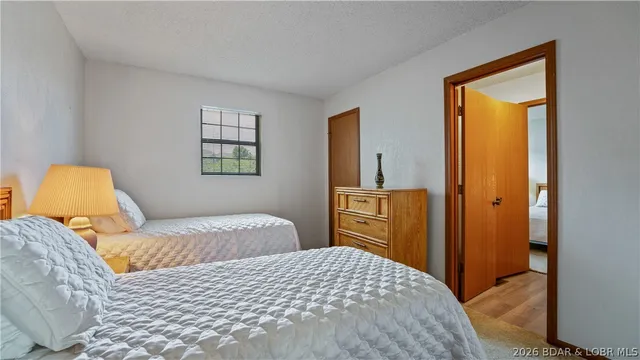 $300,000 | 56 Copper Ridge Dr Lake, Unit 1F, Lake Ozark, MO 65049