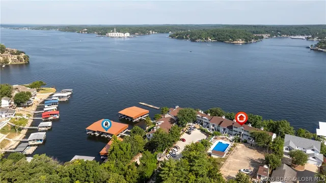 $300,000 | 56 Copper Ridge Dr Lake, Unit 1F, Lake Ozark, MO 65049