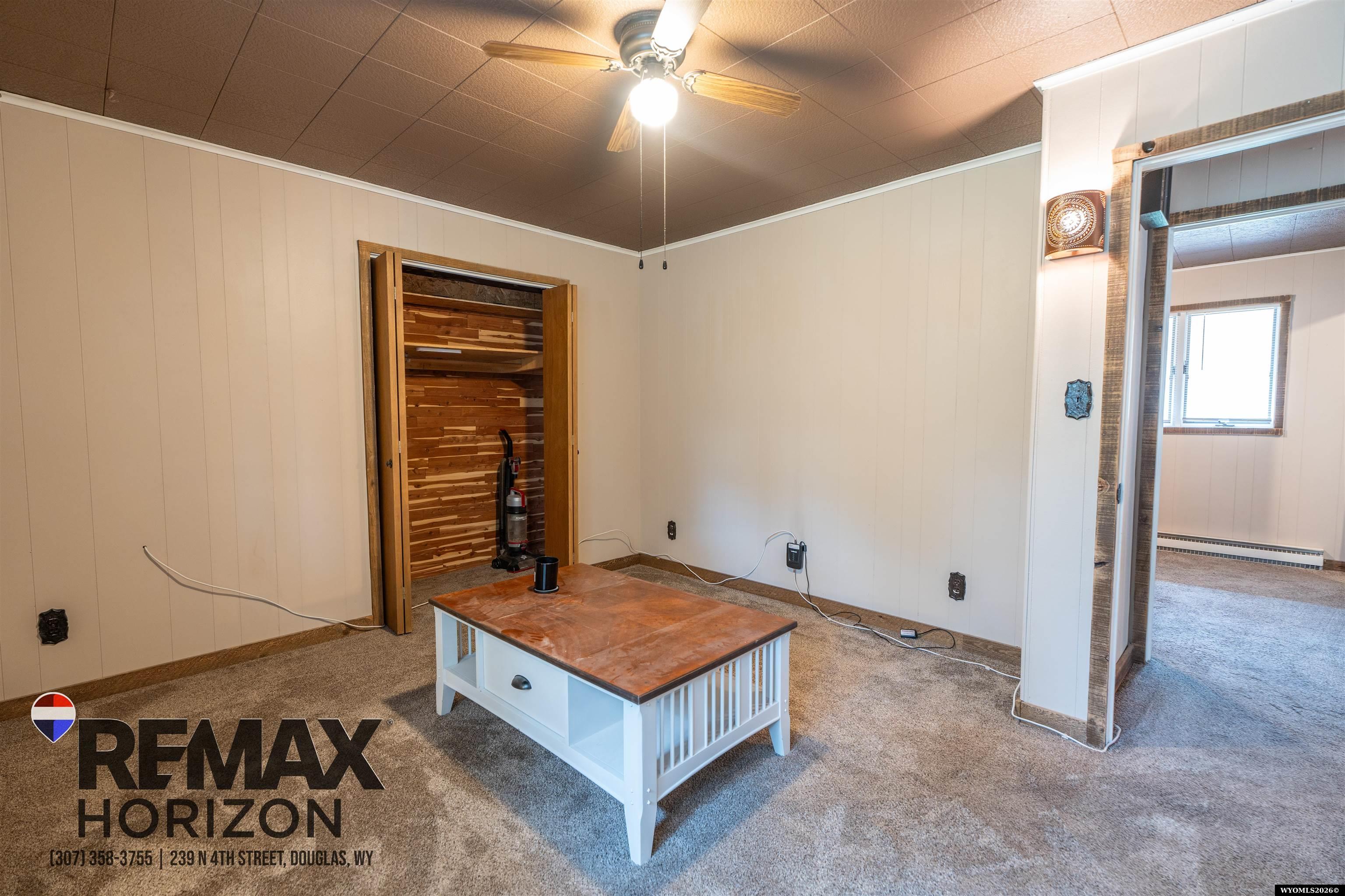 2928 Esterbrook Road Douglas, WY 82633 - Photo 20 of 42 Gallery Image 20