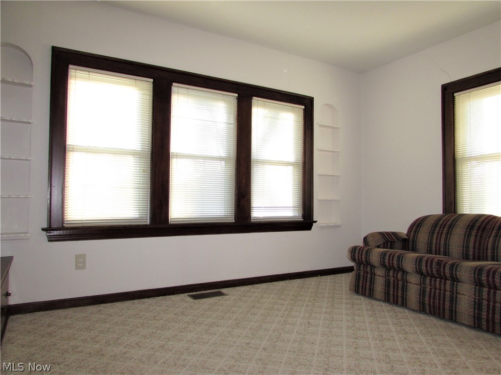 16403 West Park Road Cleveland, OH 44111 - Photo 12 of 34 Gallery Image 12