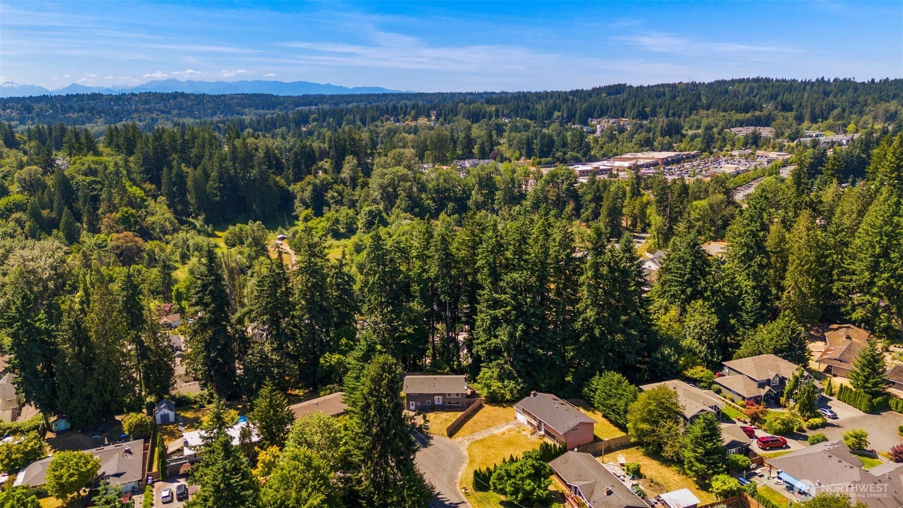 20101 95th Place Northeast Bothell, WA 98011 - Photo 31 of 37 a view of lake and mountain