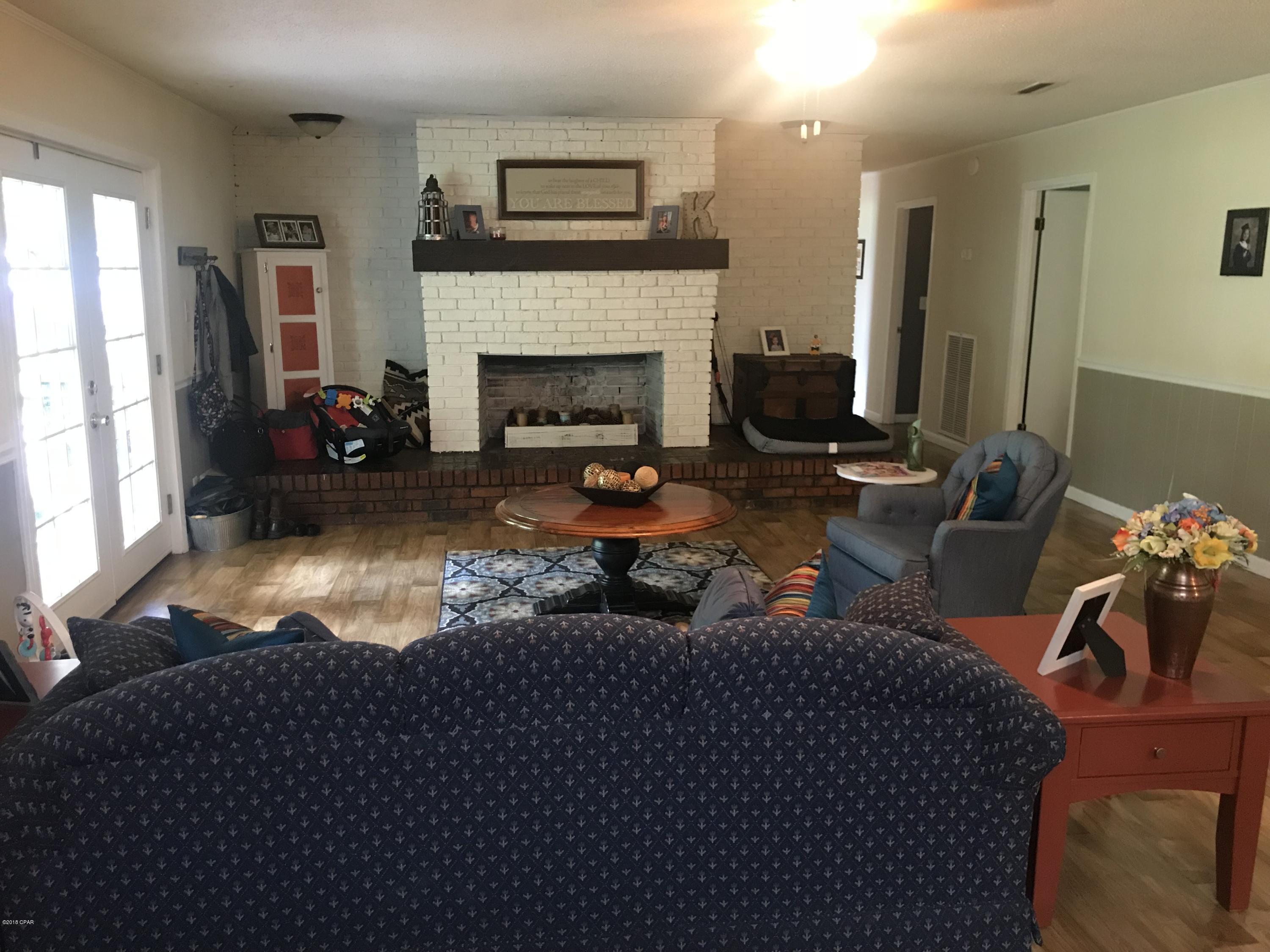 1137 Ocheessee Landing Road Grand Ridge, FL 32442 - Photo 18 of 31 Gallery Image 18