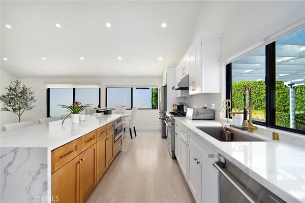 $1,698,900 | 10947 Lurline Avenue, Chatsworth, CA 91311