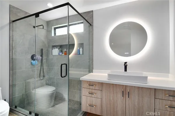 $1,698,900 | 10947 Lurline Avenue, Chatsworth, CA 91311