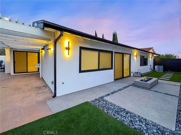 $1,698,900 | 10947 Lurline Avenue, Chatsworth, CA 91311