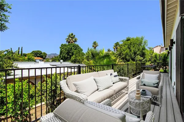 $1,698,900 | 10947 Lurline Avenue, Chatsworth, CA 91311