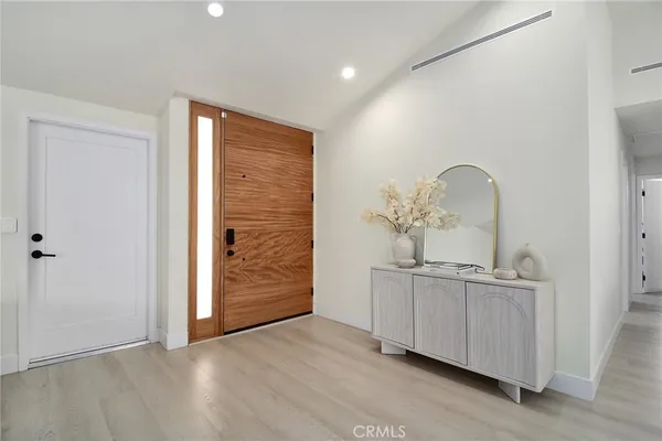 $1,698,900 | 10947 Lurline Avenue, Chatsworth, CA 91311